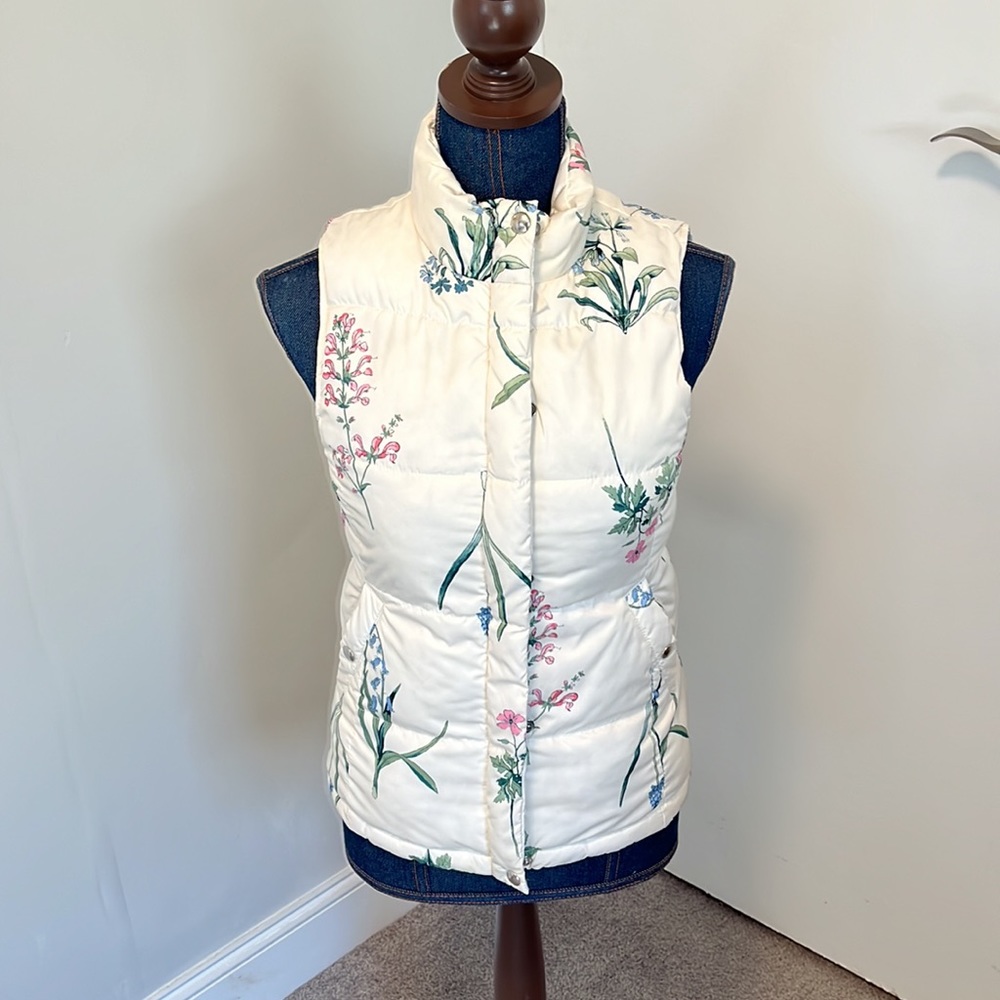 Joules size 2 reversible white Holbrook Gilet floral vest